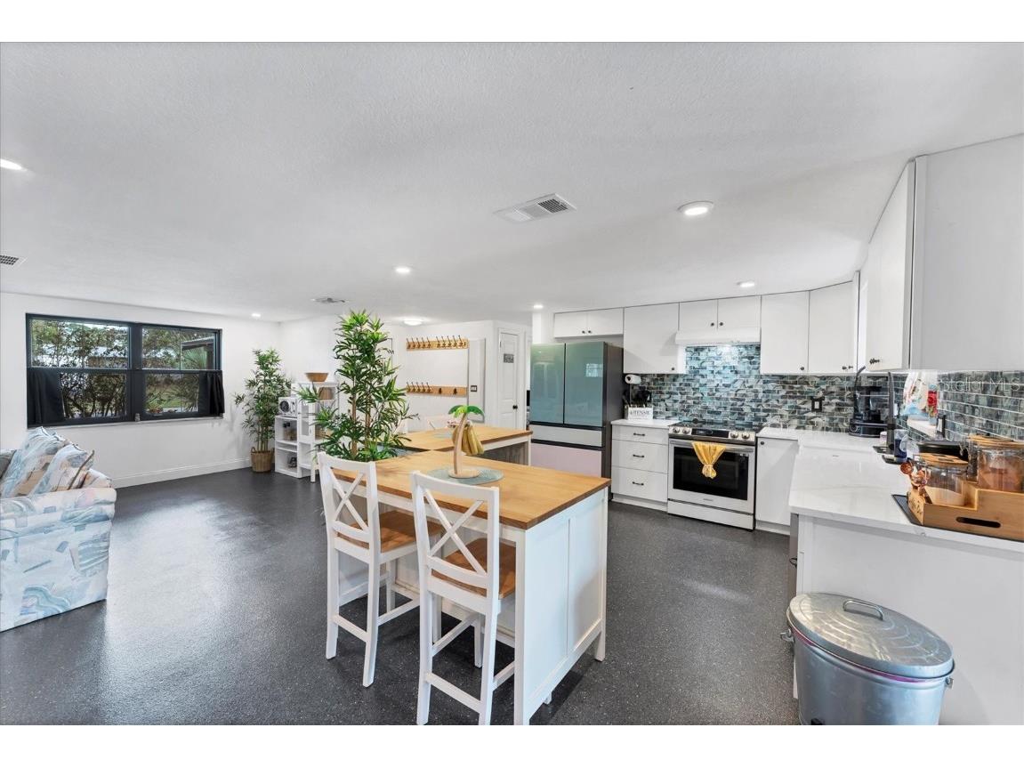 1651 Lakeview Place Englewood FL 34223 D6143973 image15