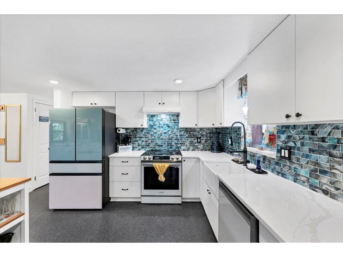 1651 Lakeview Place Englewood FL 34223 D6143973 image17