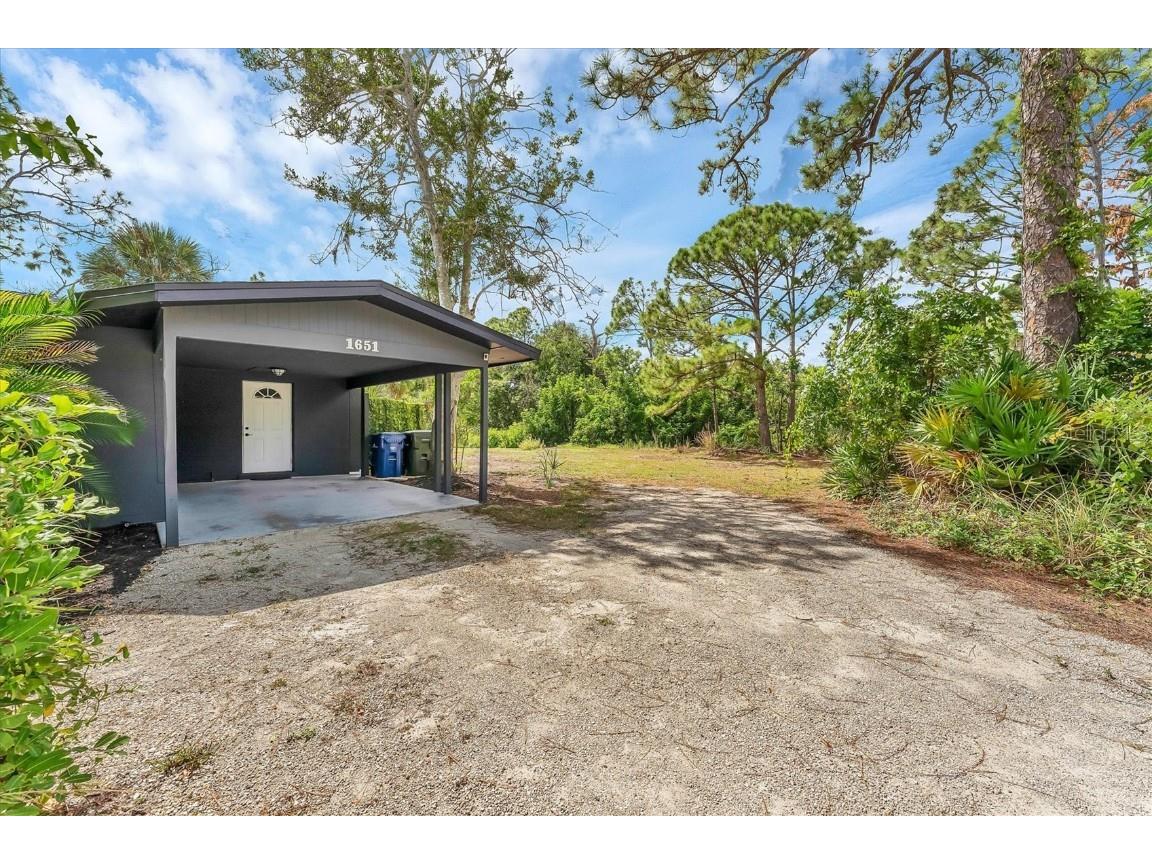 1651 Lakeview Place Englewood FL 34223 D6143973 image30