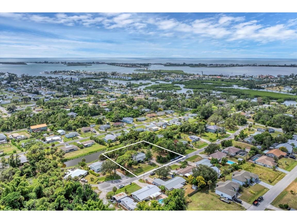 1651 Lakeview Place Englewood FL 34223 D6143973 image38