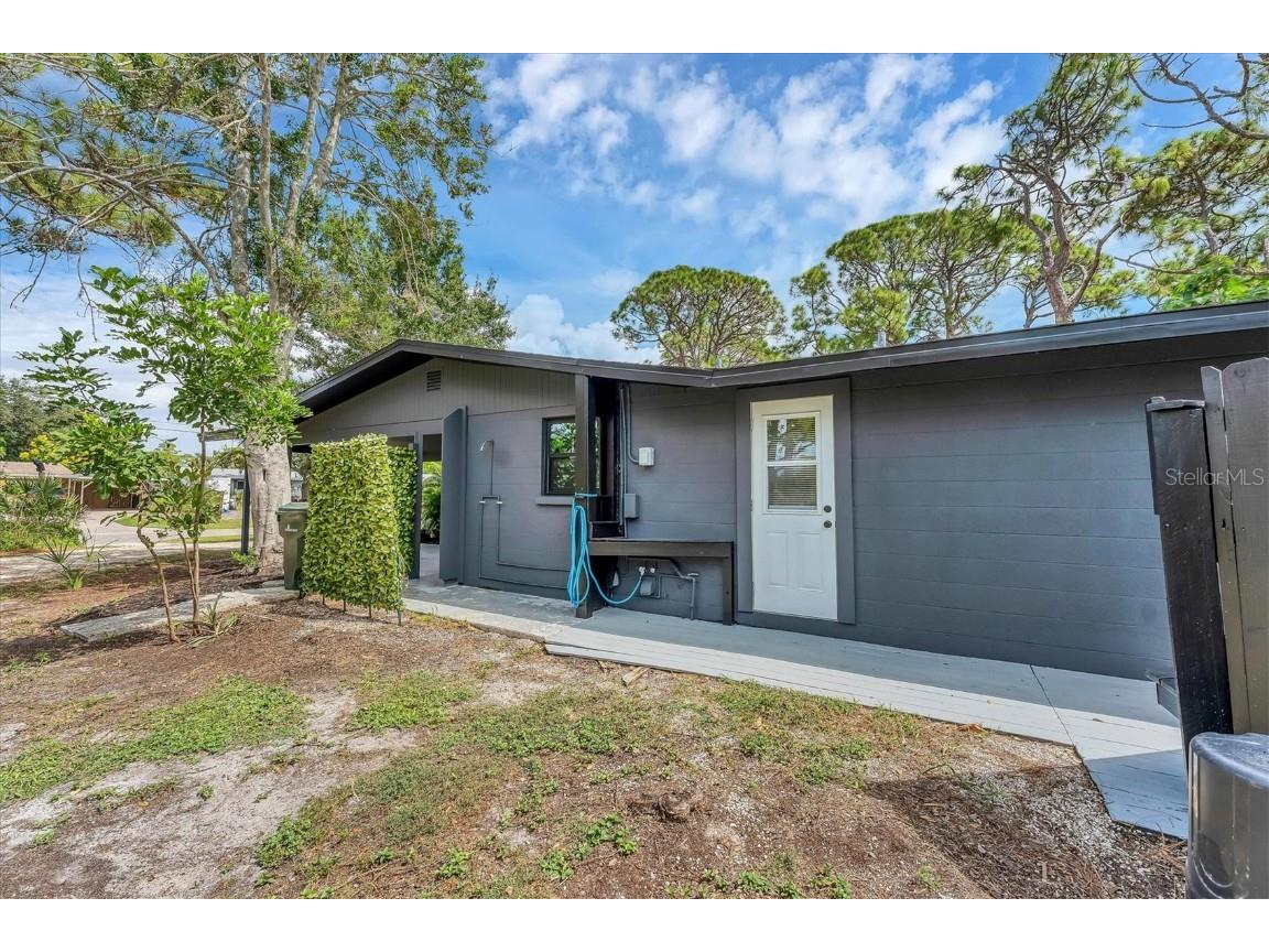 1651 Lakeview Place Englewood FL 34223 D6143973 image40