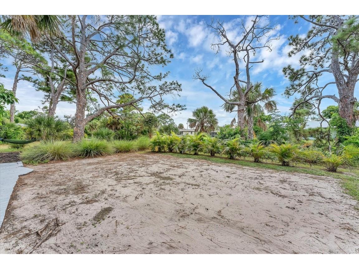 1651 Lakeview Place Englewood FL 34223 D6143973 image45