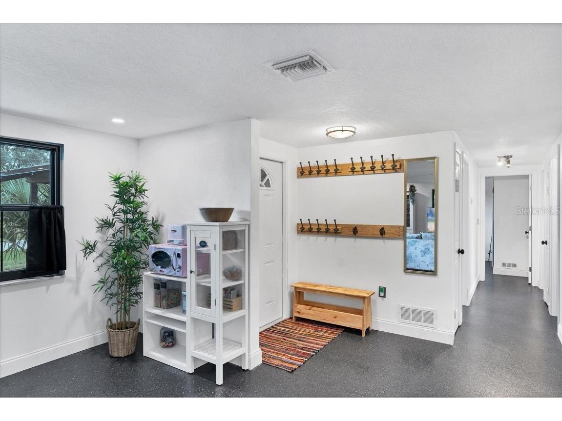 1651 Lakeview Place Englewood FL 34223 D6143973 image8