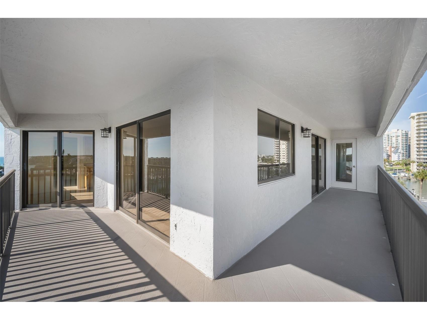 1651 Sand Key Estates Court #44 Clearwater Beach FL 33767 - INTRACOASTAL WATERWAY TB8452298 image33