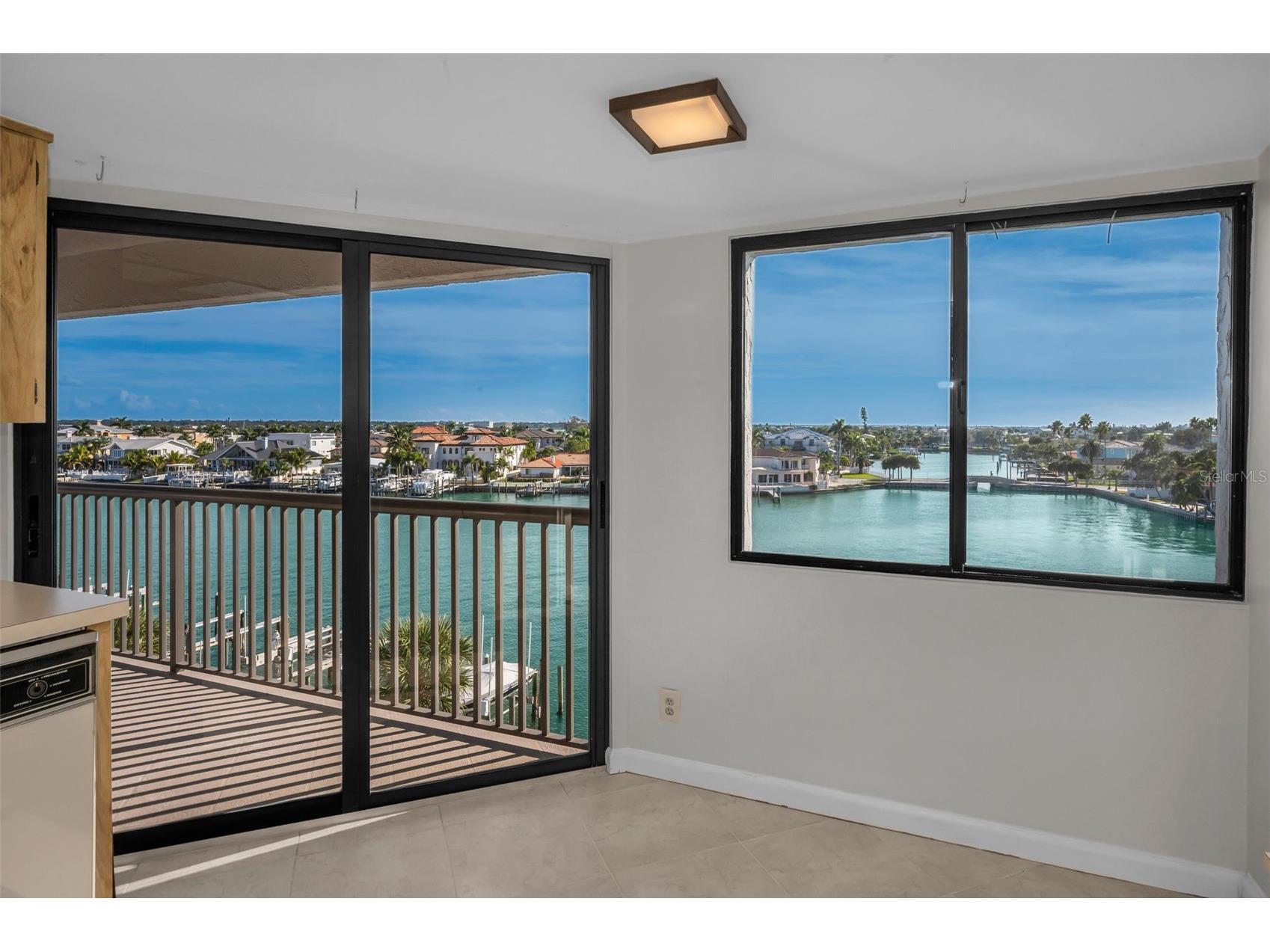 1651 Sand Key Estates Court #44 Clearwater Beach FL 33767 - INTRACOASTAL WATERWAY TB8452298 image47