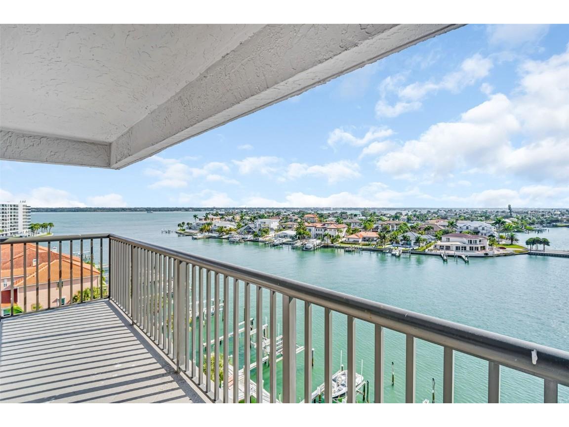 1651 Sand Key Estates Ct #74 Clearwater Beach FL 33767 - CLEARWATER HARBOR TB8455602 image3