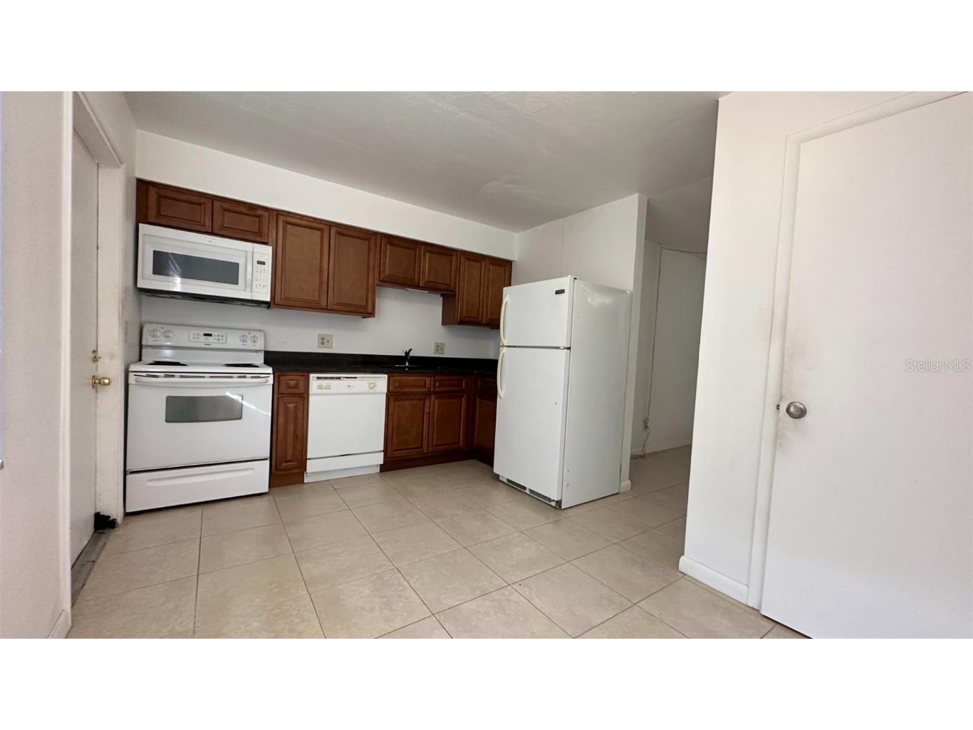 1651 W Oak Ridge Road #1651A Orlando FL 32809 O6296122 image4