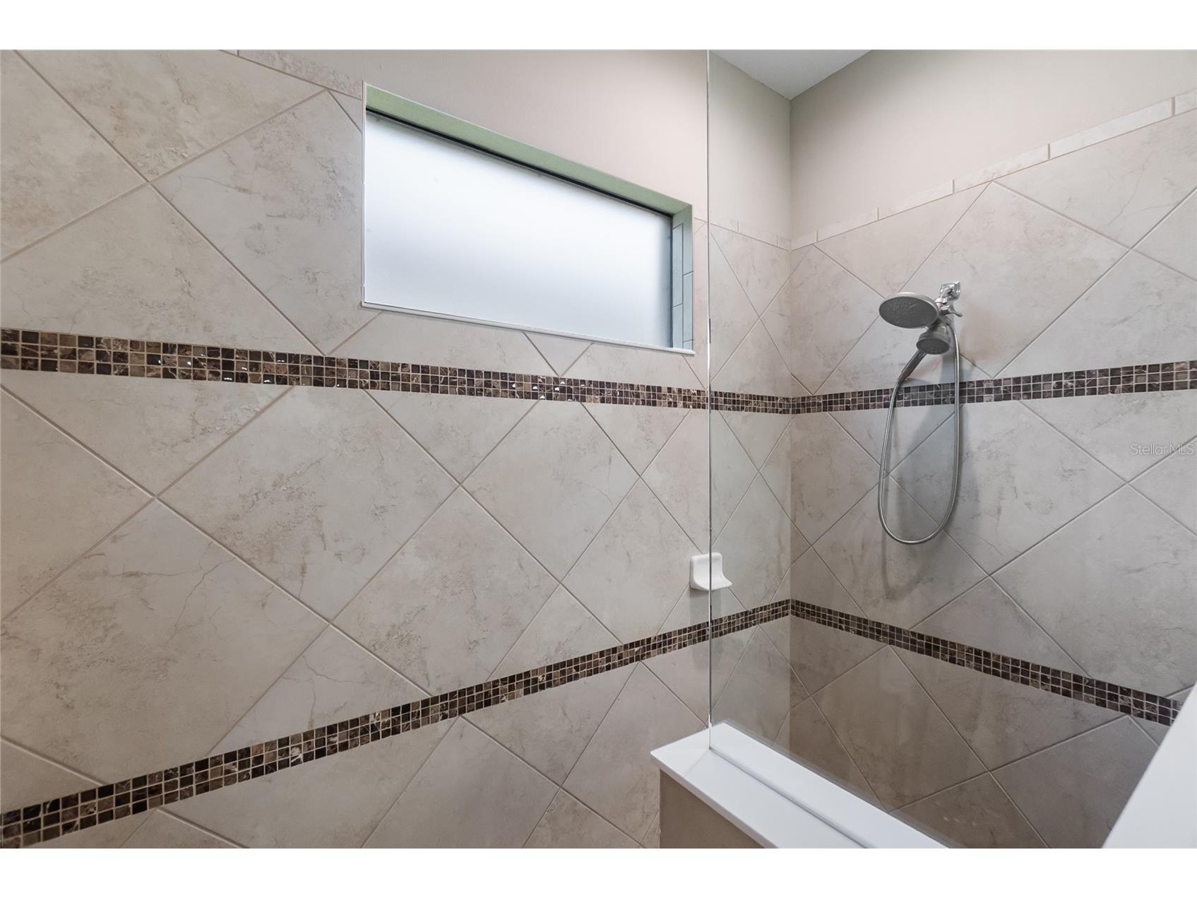 16512 Berwick Terrace Bradenton FL 34202 A4693026 image29