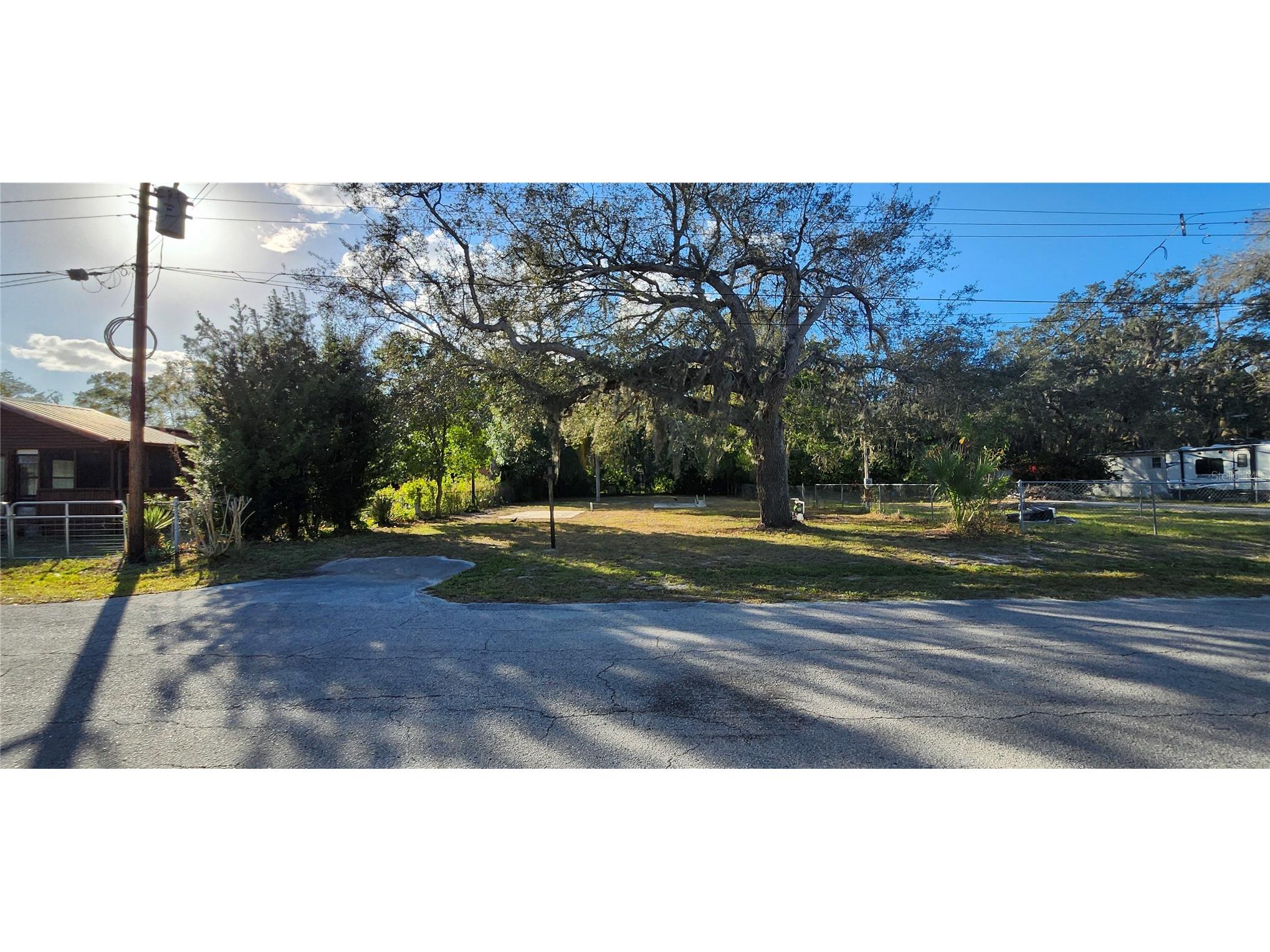 16513 Hill-N-Dale Hudson FL 34667 W7881558 image1