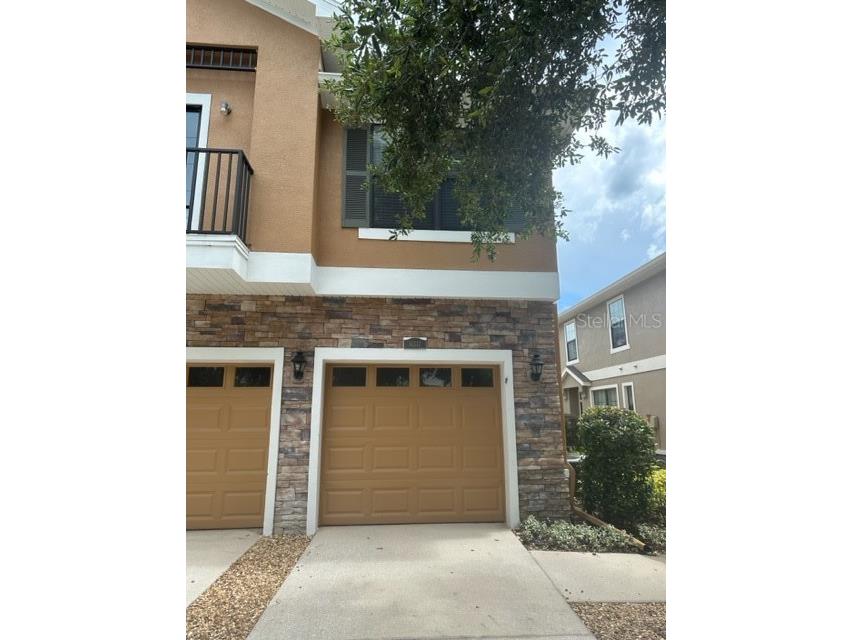 16517 Kingletridge Avenue Lithia FL 33547 TB8452594 image1