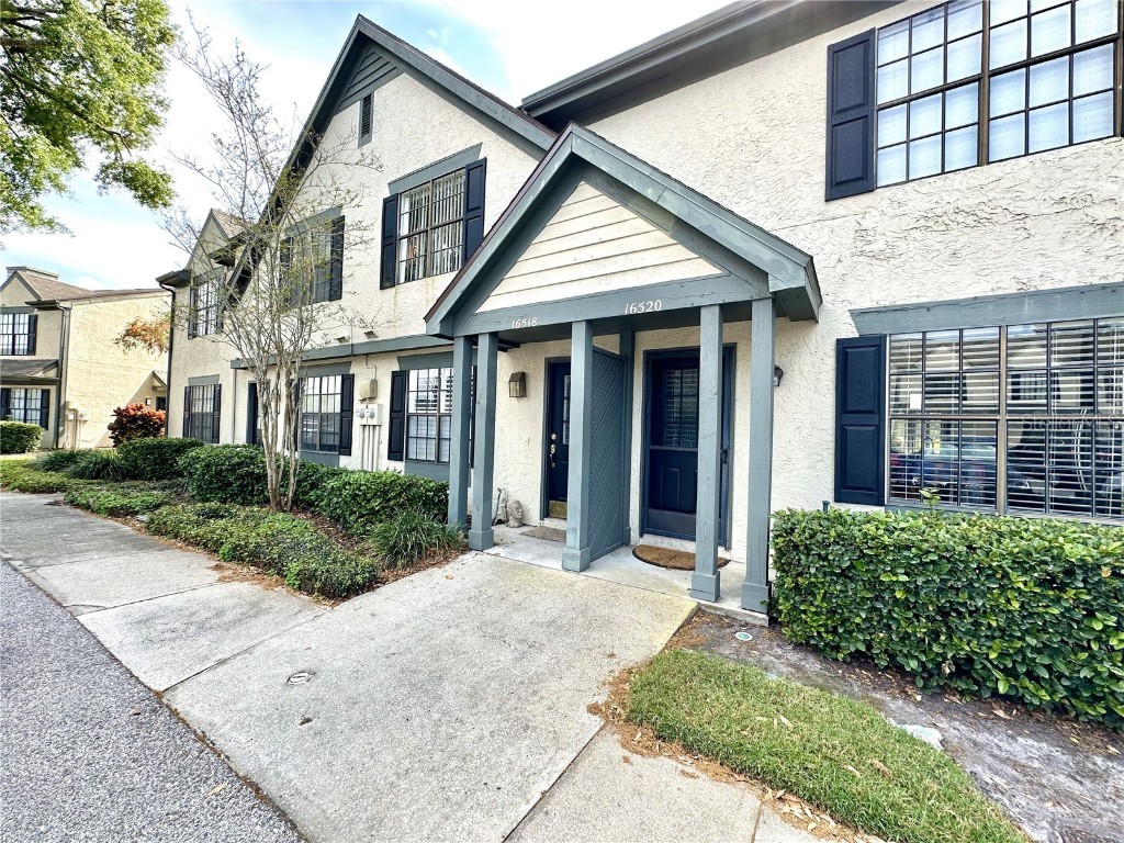 16518 Brigadoon Drive Tampa FL 33618 - BRIGADOON ON LAKE HEATHER O6189935 image1