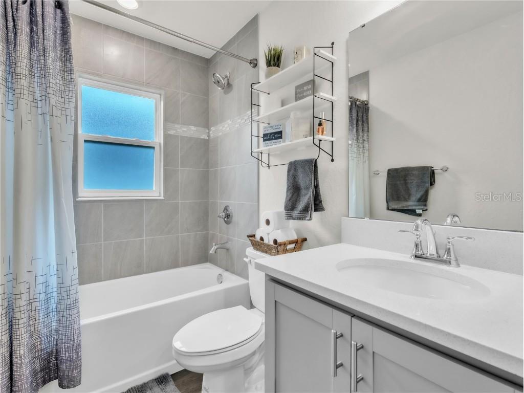 16519 66th Lane E Parrish FL 34219 A4666926 image19