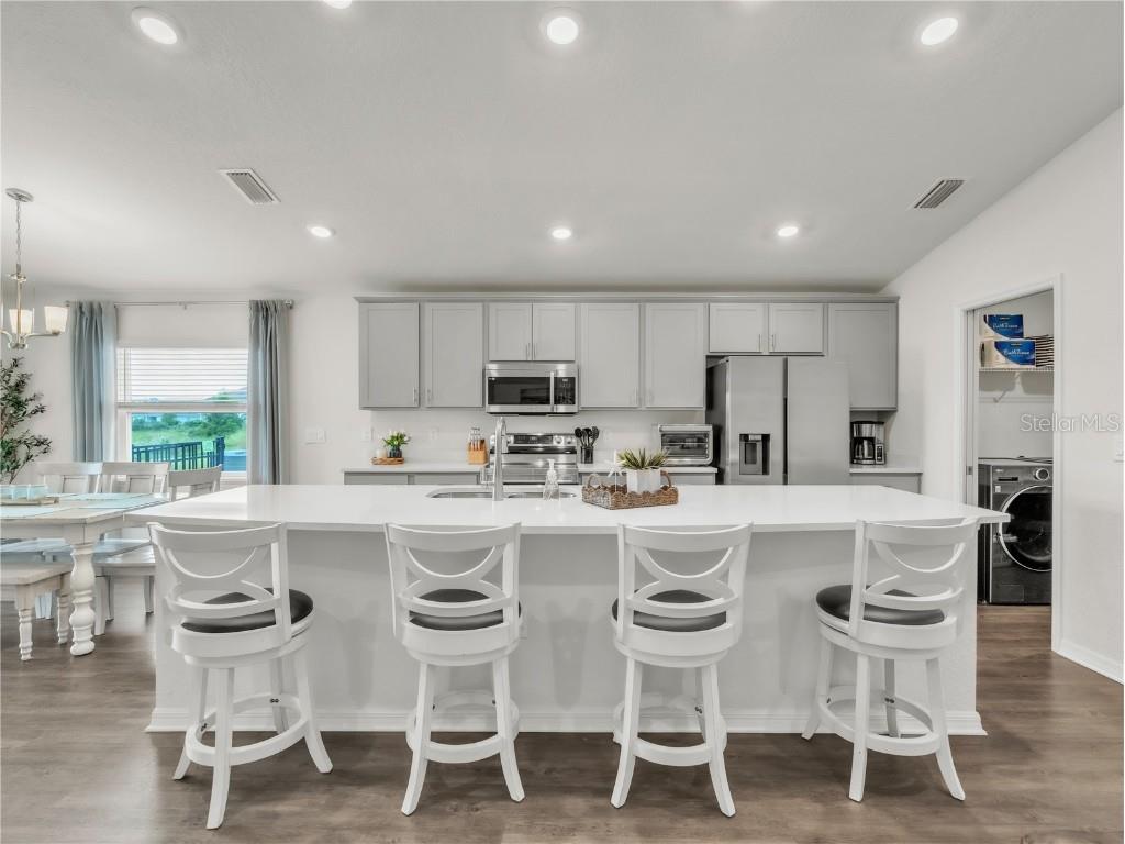 16519 66th Lane E Parrish FL 34219 A4666926 image6