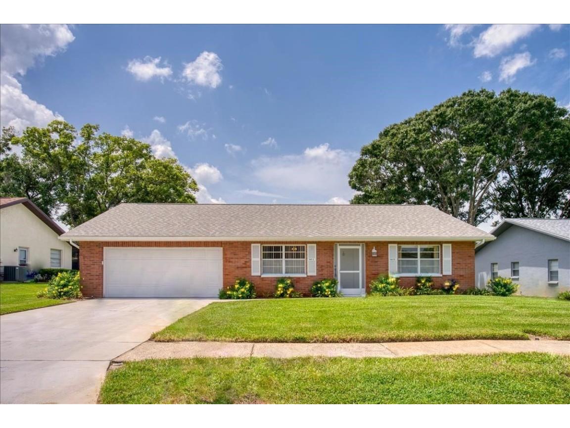 1652 Caledonia Drive Palm Harbor FL 34684 - LAKE TARPON U8133921 image1