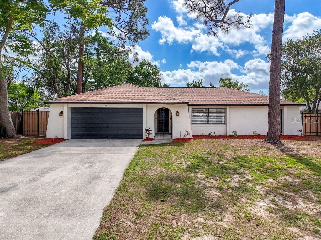 1652 Larkin Road Spring Hill FL 34608 W7876878 image1