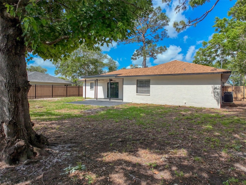 1652 Larkin Road Spring Hill FL 34608 W7876878 image25