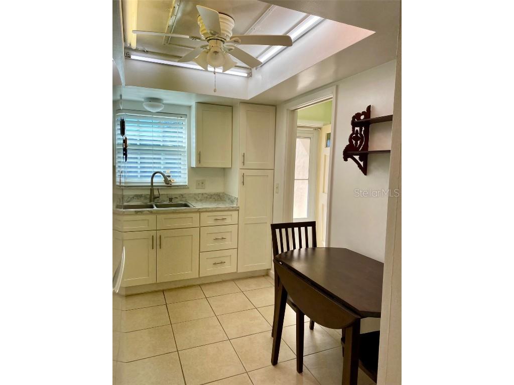 1652 S Lake Avenue #2 Clearwater FL 33756 TB8344009 image2