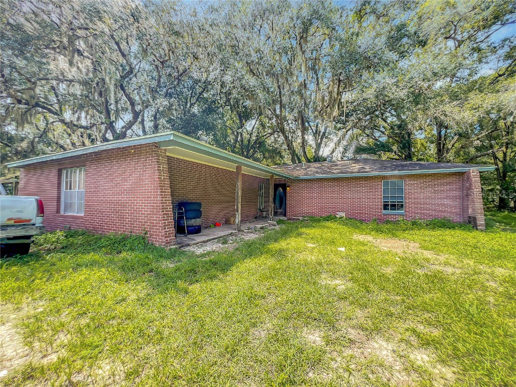 16521 Lawless Road Spring Hill FL 34610 W7849158 image1