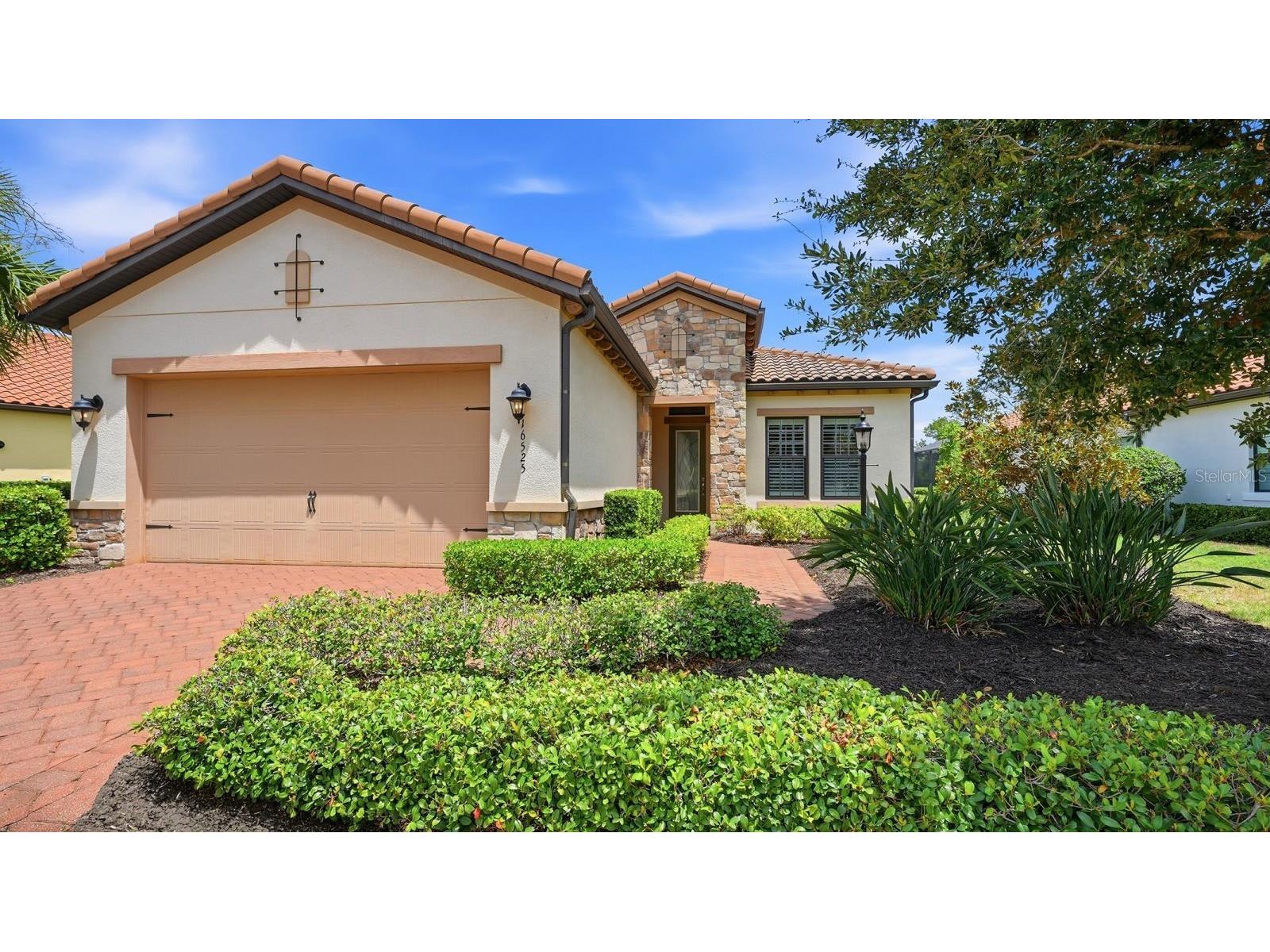 16525 Hillside Circle Lakewood Ranch FL 34202 A4699636 image4