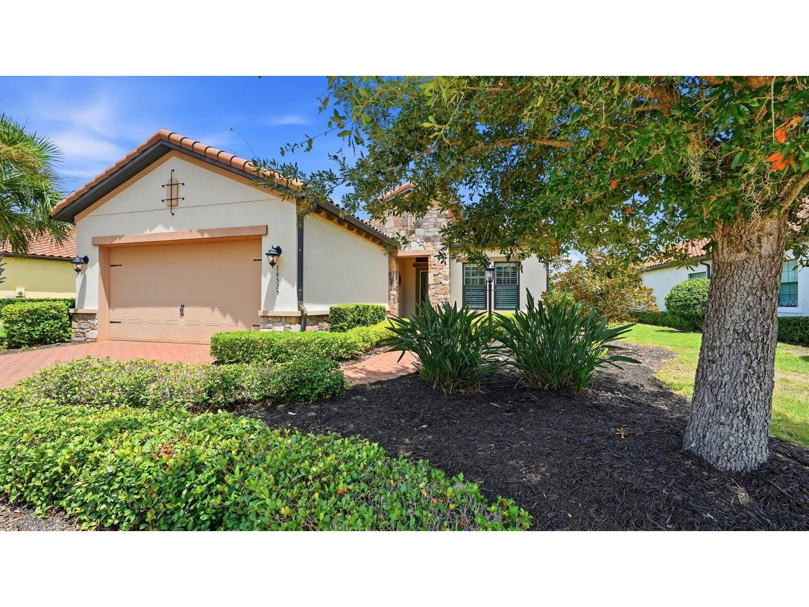 16525 Hillside Circle Lakewood Ranch FL 34202 A4699636 image6