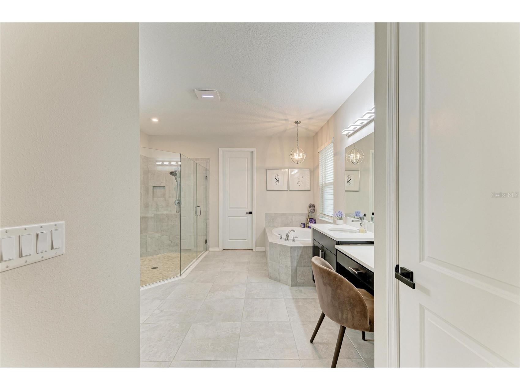 16528 Paynes Mill Drive Bradenton FL 34211 A4687574 image35