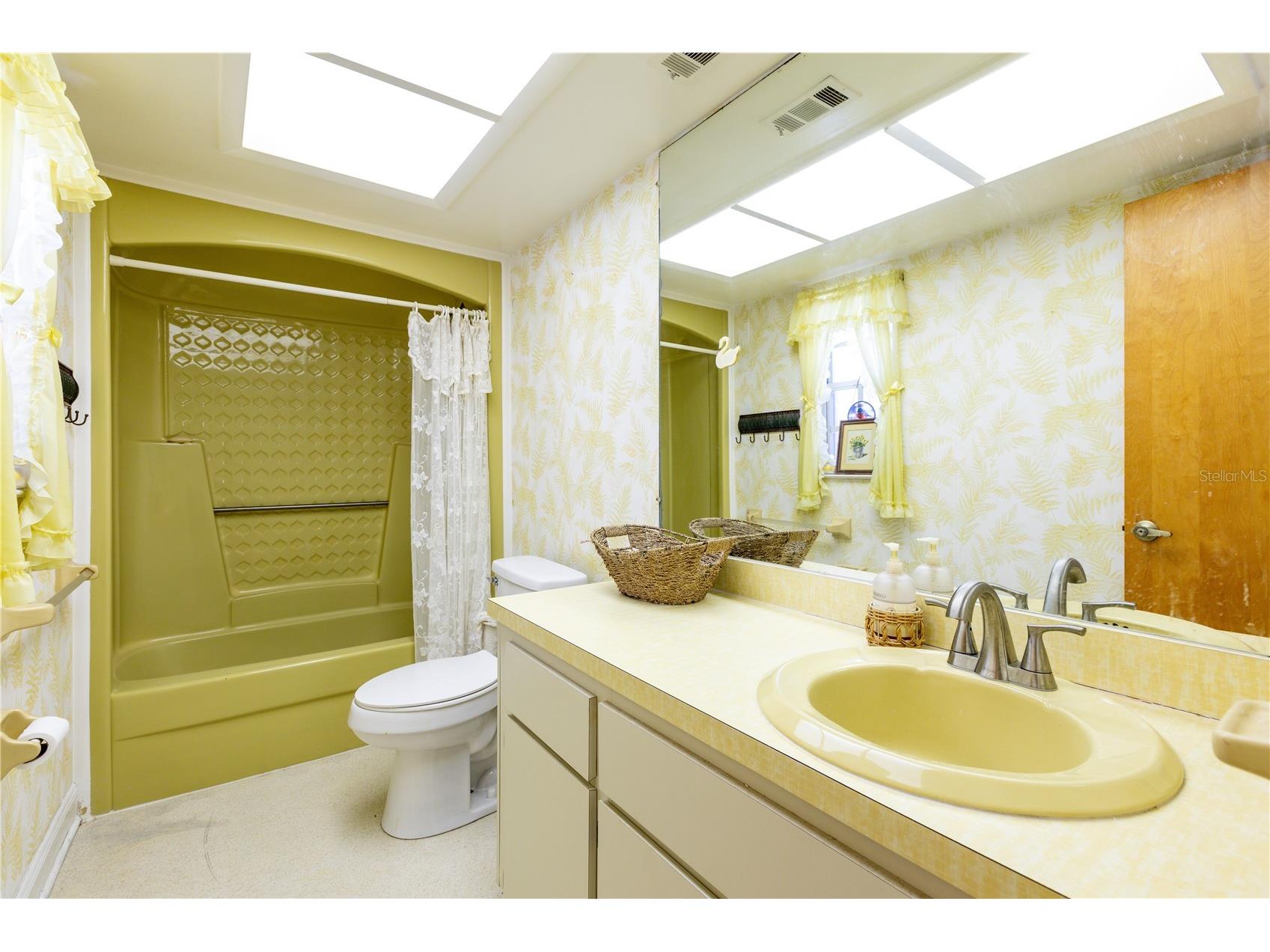 16529 Orange Avenue Umatilla FL 32784 GC538307 image10