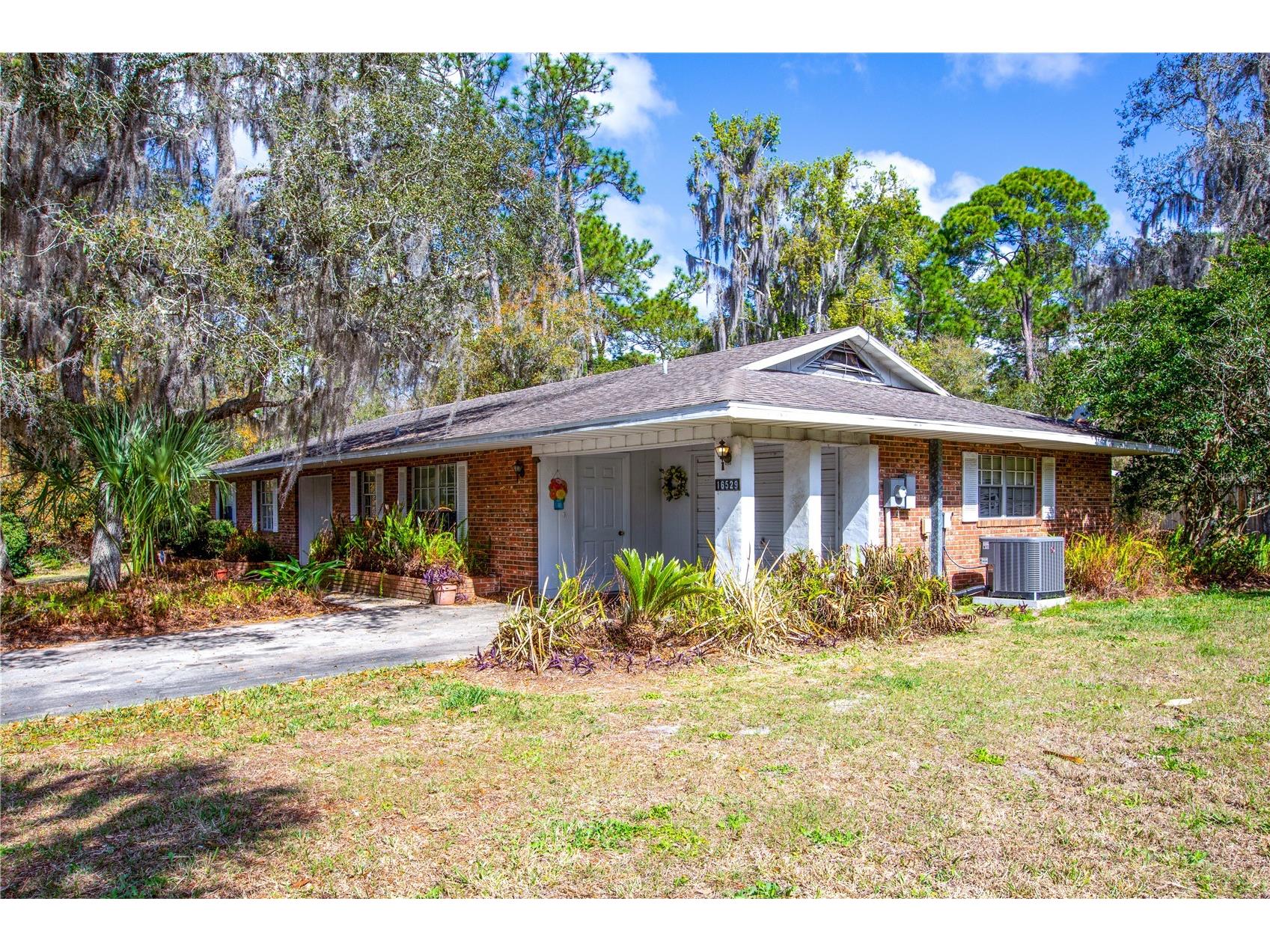 16529 Orange Avenue Umatilla FL 32784 GC538307 image16