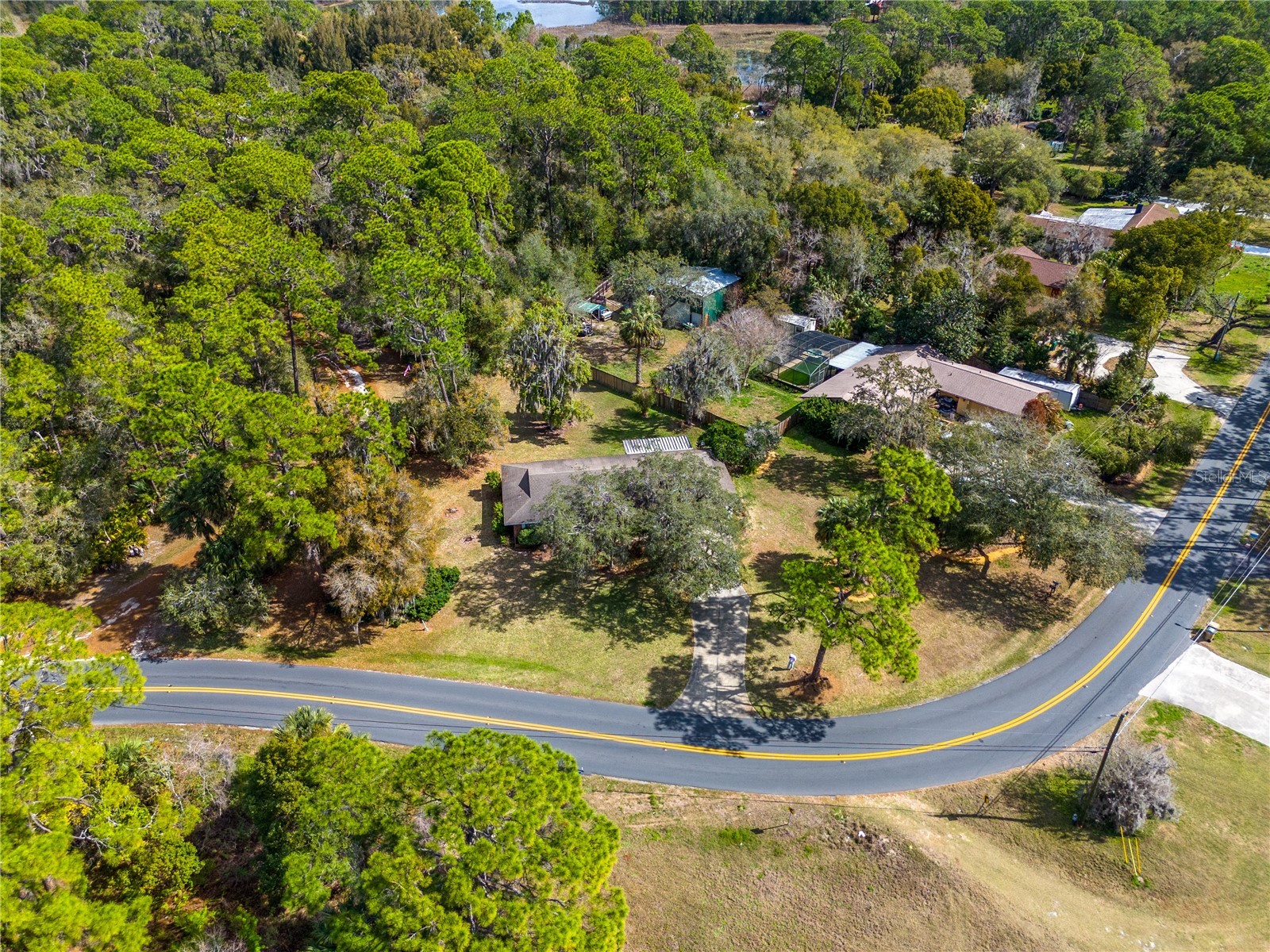 16529 Orange Avenue Umatilla FL 32784 GC538307 image18