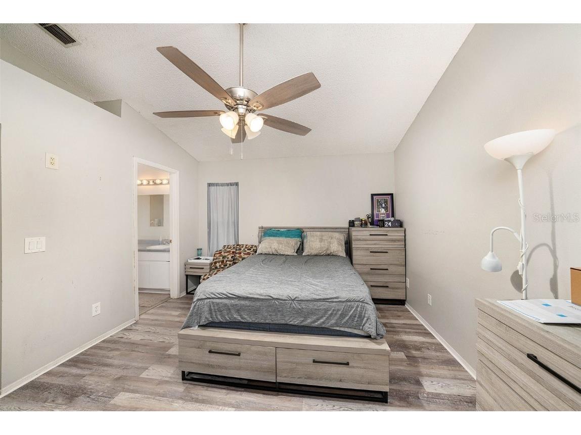 1653 Portsmouth Lake Drive Brandon FL 33511 TB8453912 image16