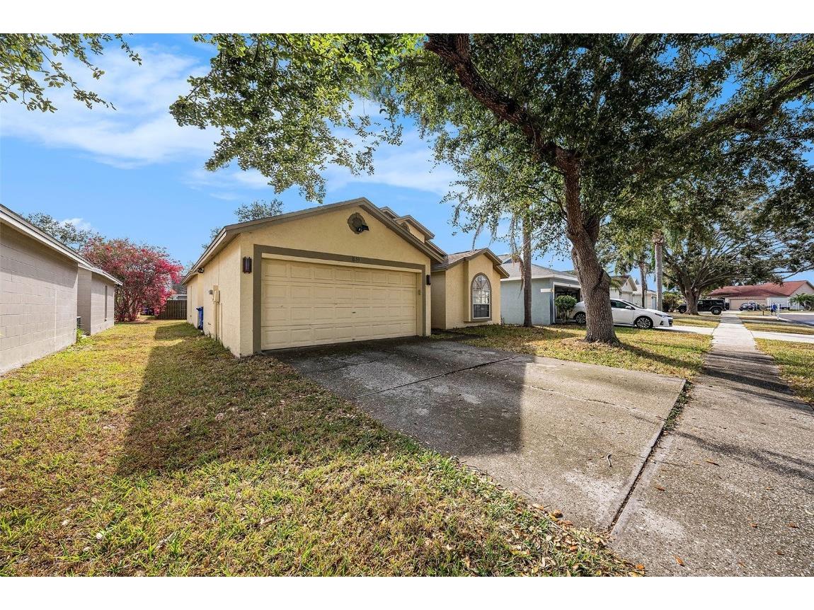 1653 Portsmouth Lake Drive Brandon FL 33511 TB8453912 image2