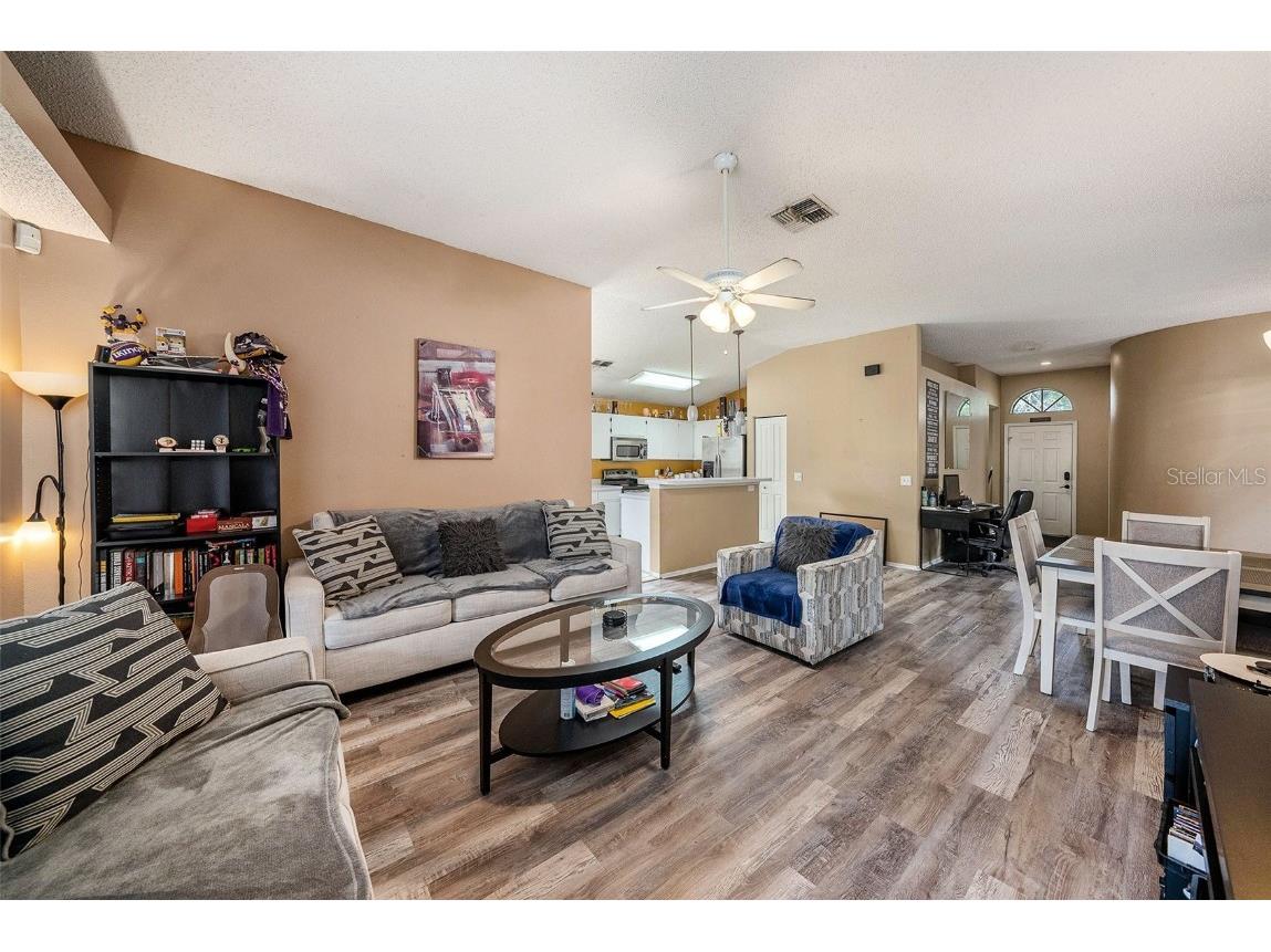 1653 Portsmouth Lake Drive Brandon FL 33511 TB8453912 image6