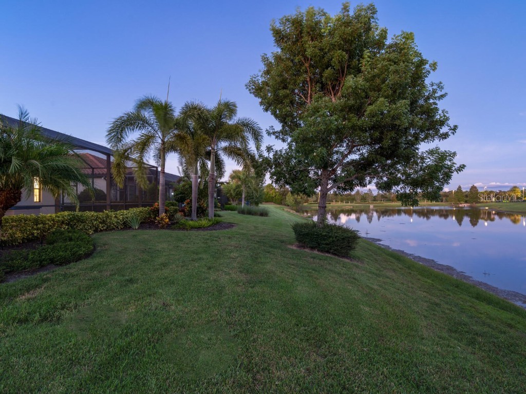 16532 Hillside Circle Lakewood Ranch FL 34202 A4665691 image66