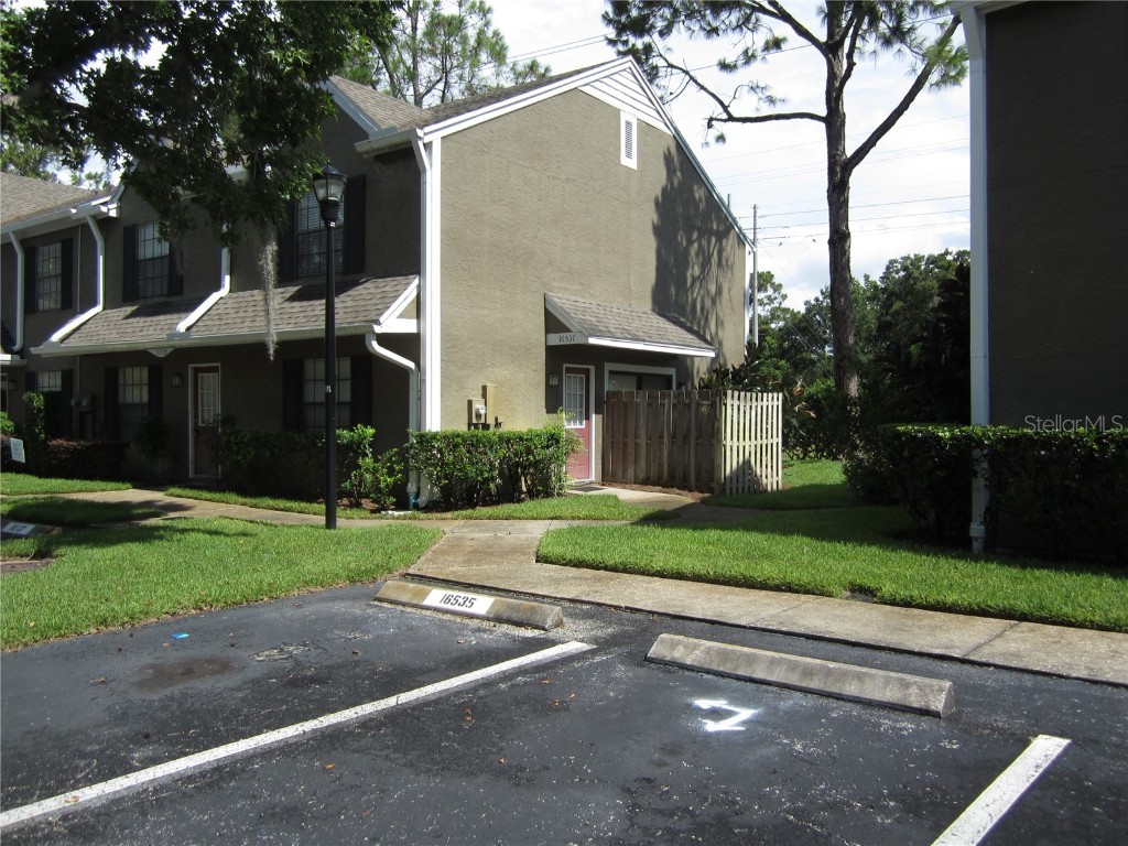 16537 Lake Brigadoon Circle Tampa FL 33618 T3387184 image1