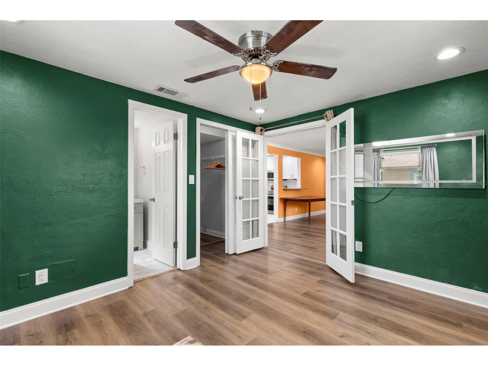 1654 50th Avenue N Saint Petersburg FL 33714 TB8432645 image17