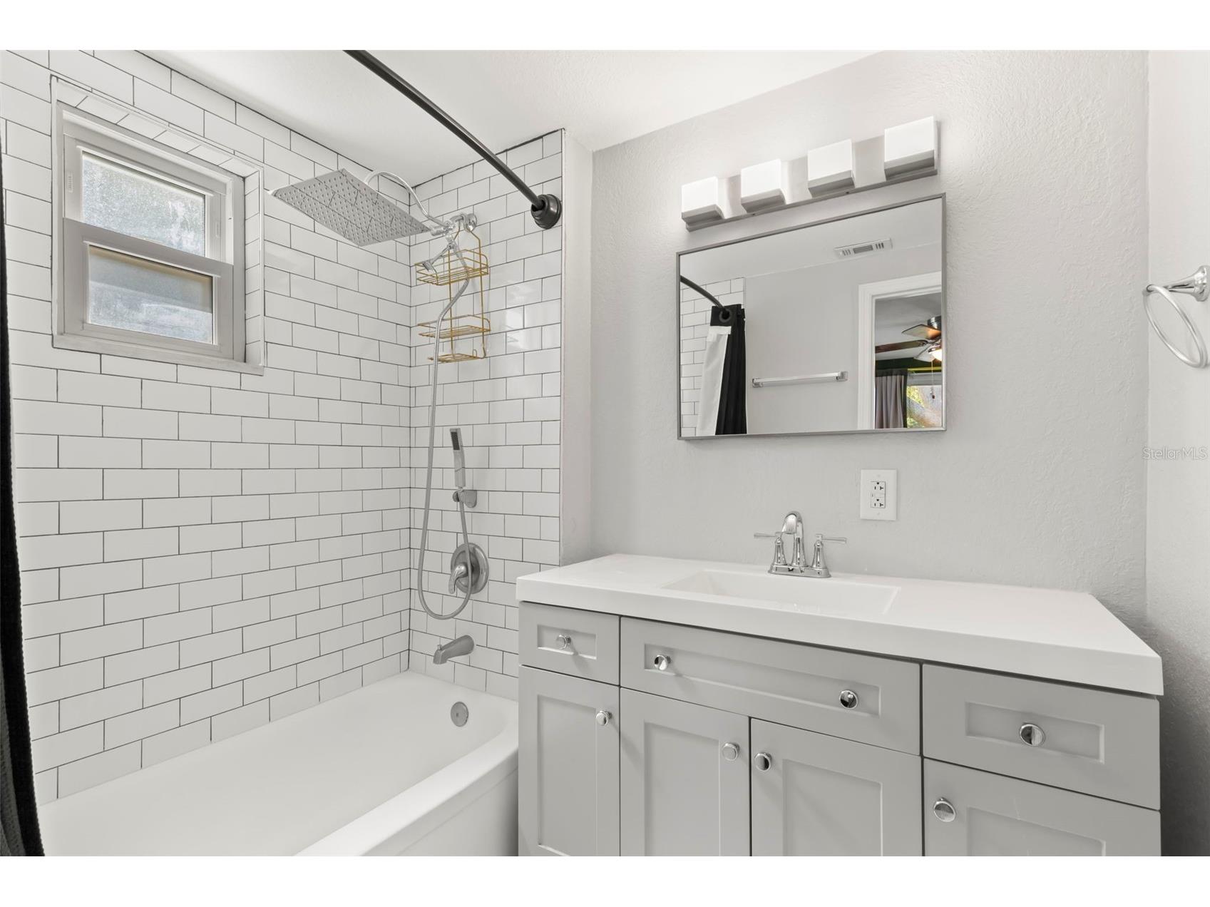 1654 50th Avenue N Saint Petersburg FL 33714 TB8432645 image19