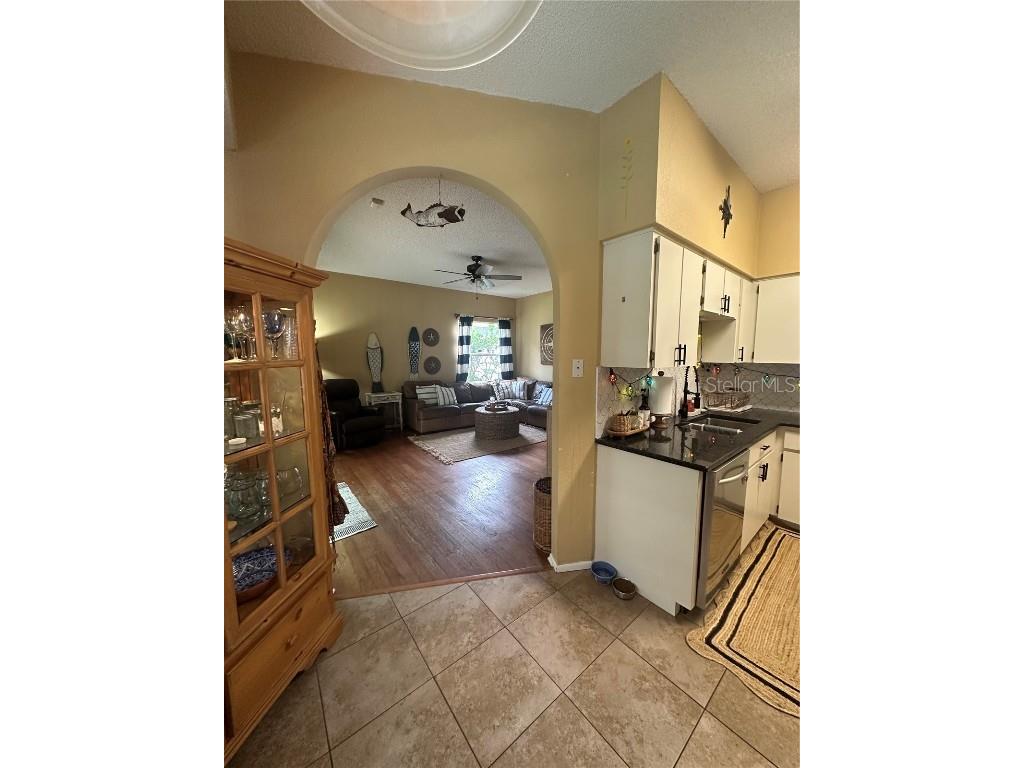 1654 Bayhill Drive Oldsmar FL 34677 TB8438417 image31