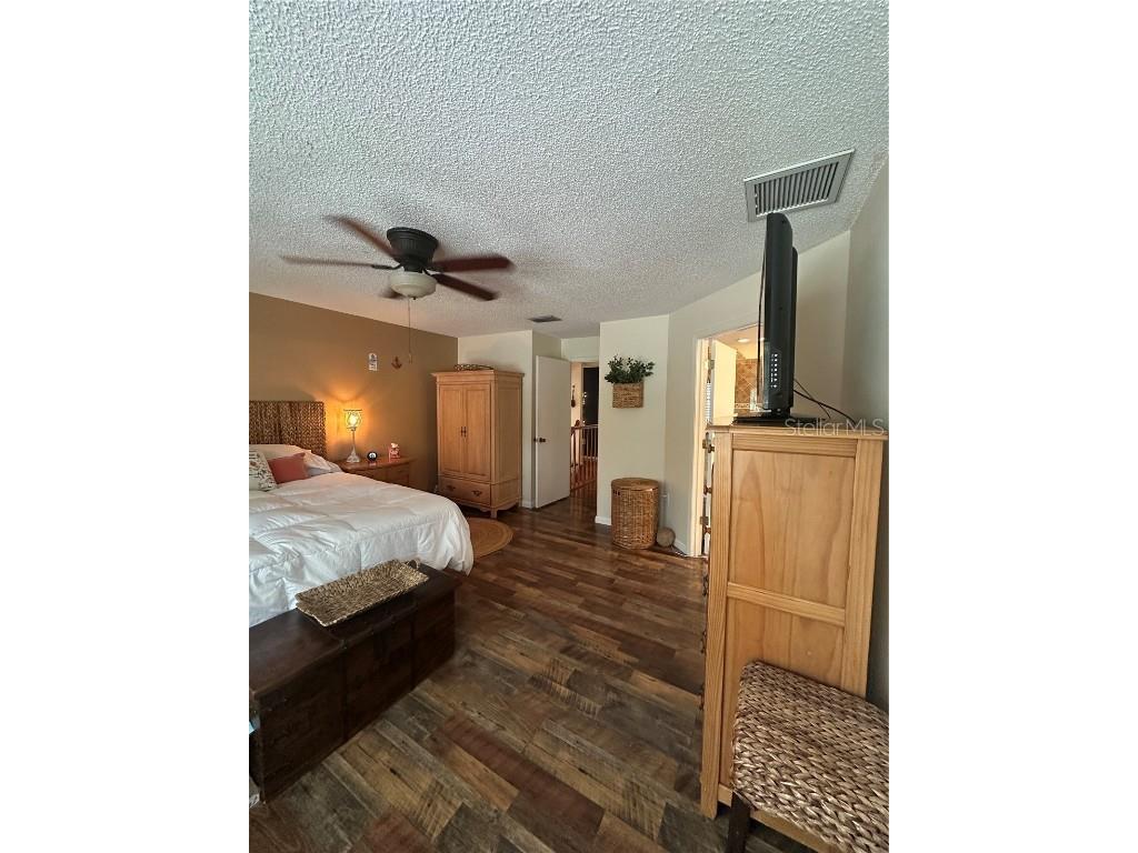 1654 Bayhill Drive Oldsmar FL 34677 TB8438417 image51