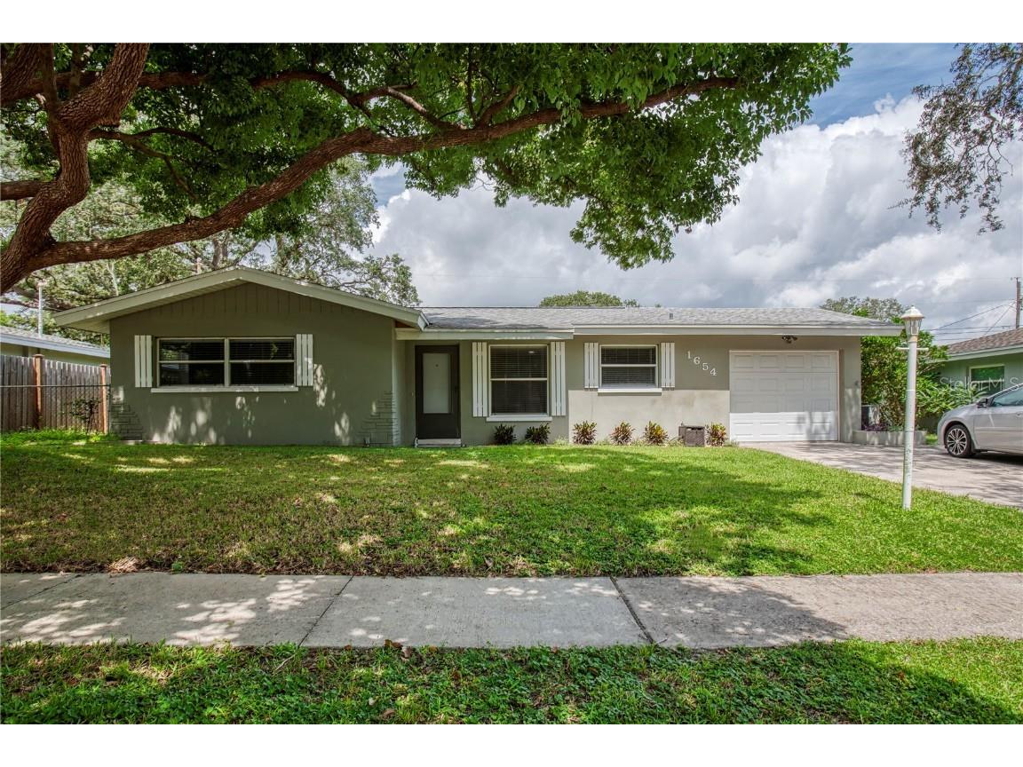 1654 Cambridge Drive Clearwater FL 33756 TB8302620 image1
