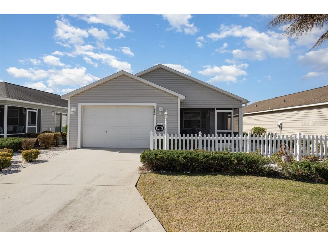 1654 Indigo Avenue The Villages FL 32162 TB8353945 image1