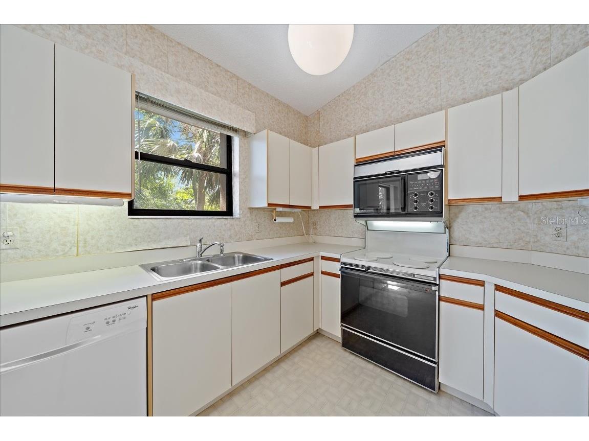 1654 Starling Drive #201 Sarasota FL 34231 A4593452 image19