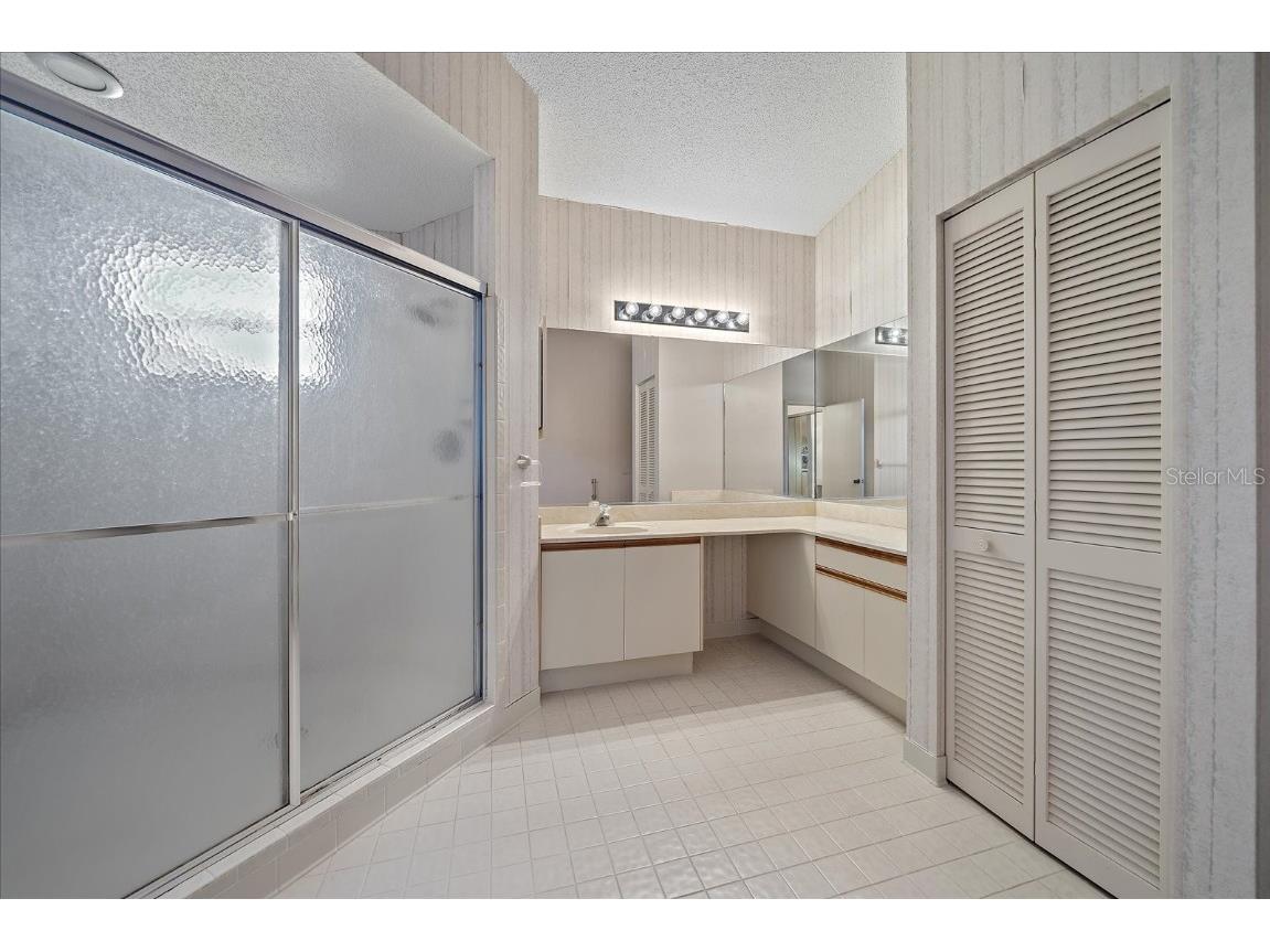 1654 Starling Drive #201 Sarasota FL 34231 A4593452 image25