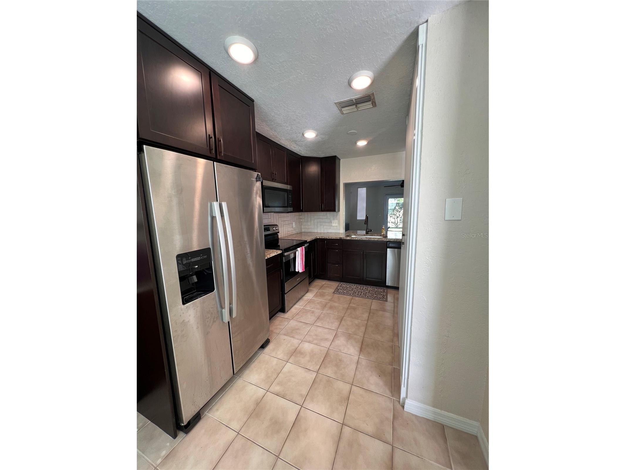 16543 Lake Brigadoon Circle Tampa FL 33618 TB8487125 image2