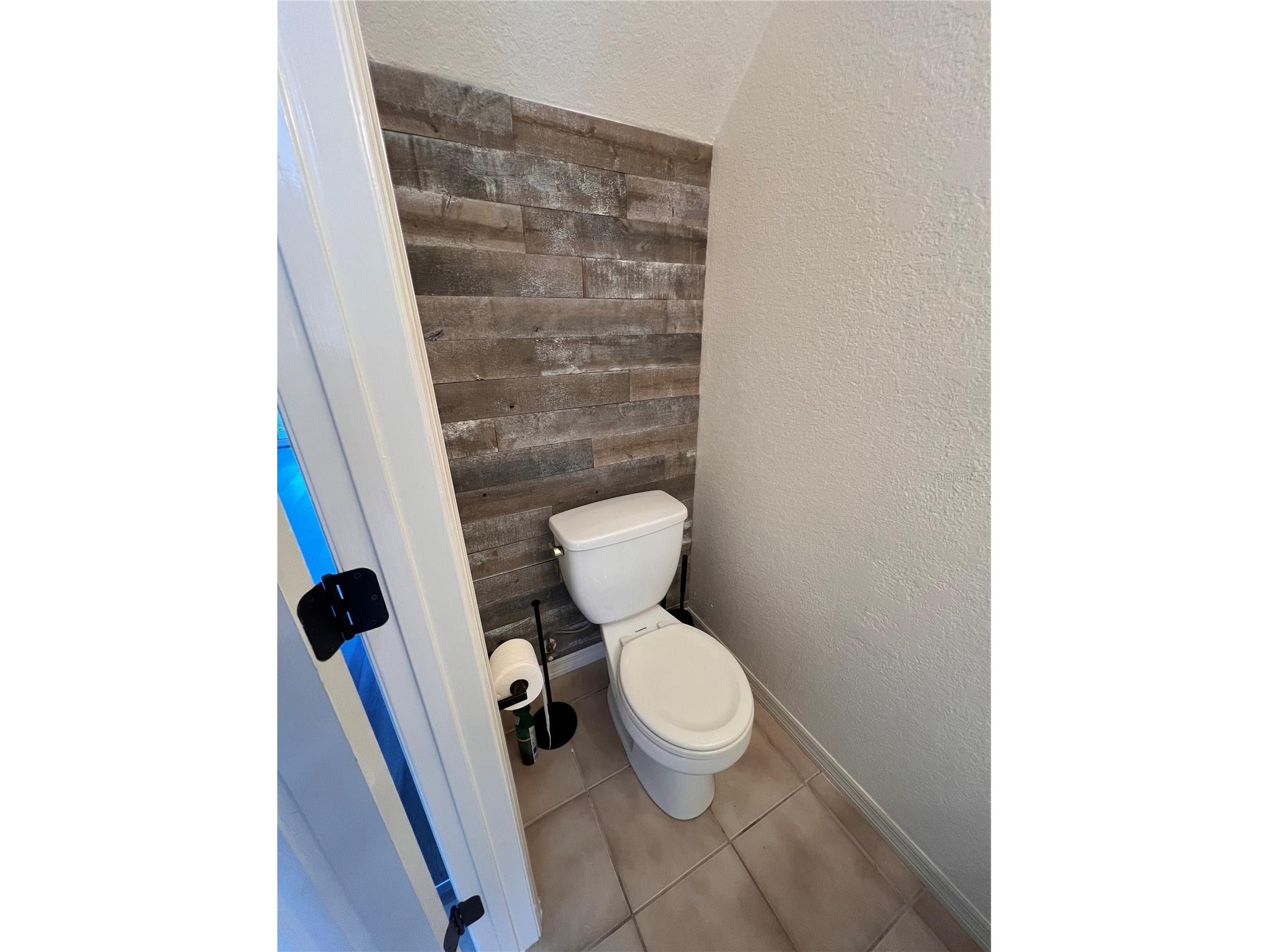 16543 Lake Brigadoon Circle Tampa FL 33618 TB8487125 image8