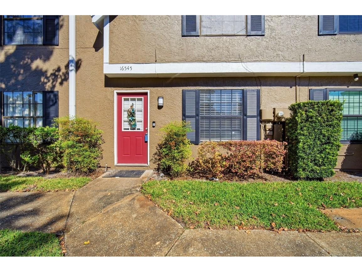 16545 Lake Brigadoon Circle Tampa FL 33618 TB8448636 image1