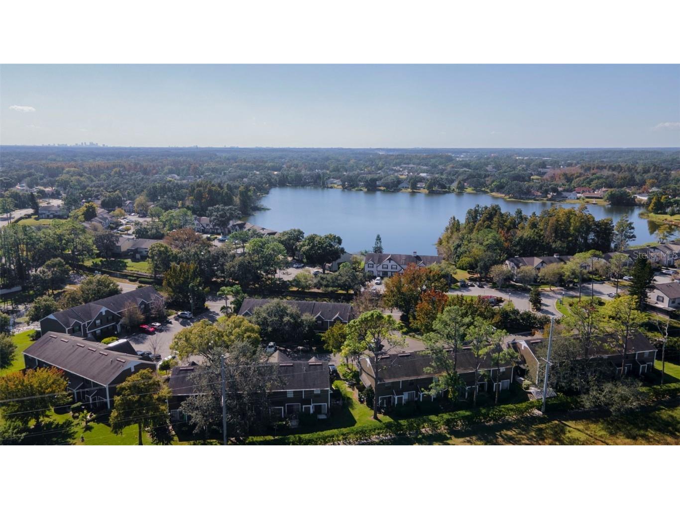 16545 Lake Brigadoon Circle Tampa FL 33618 TB8448636 image38