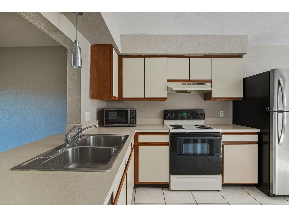 16545 Lake Brigadoon Circle Tampa FL 33618 TB8448636 image9