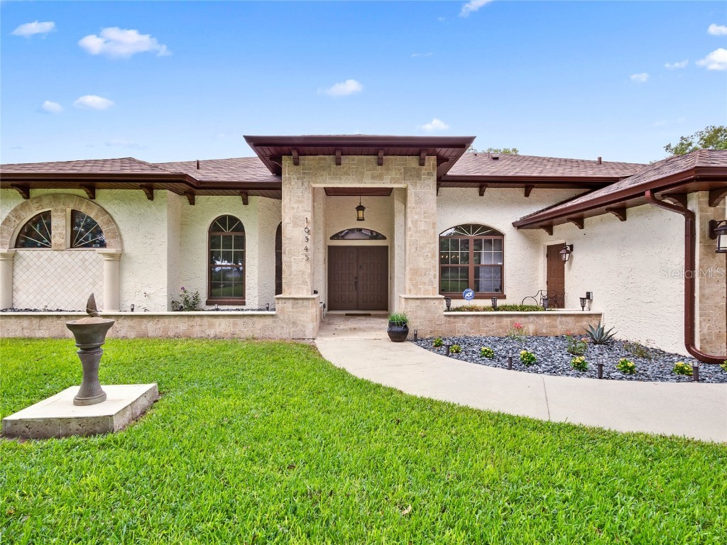 16545 Majestic Court Clermont FL 34711 - LAKE MINNEOLA G5045544 image1