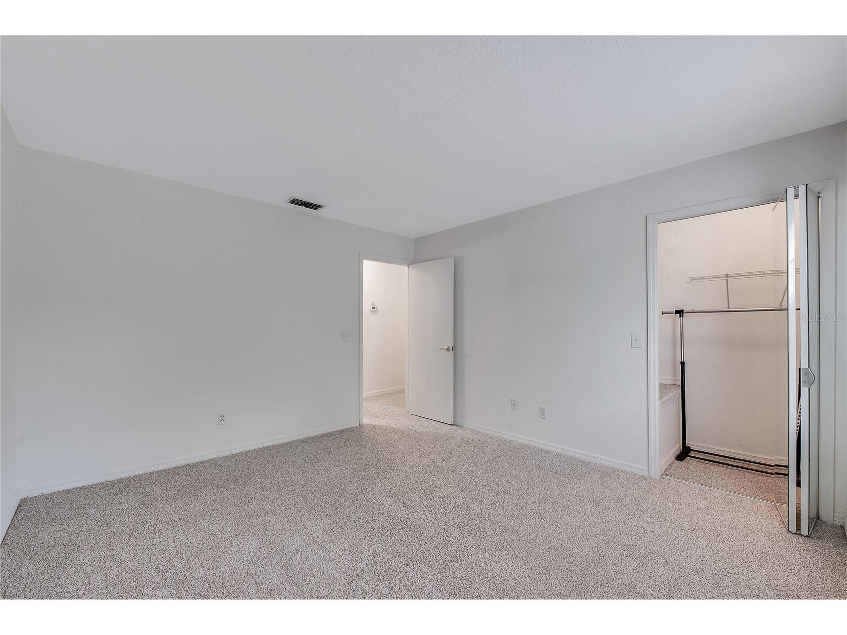 16547 Lake Brigadoon Circle Tampa FL 33618 TB8526604 image22