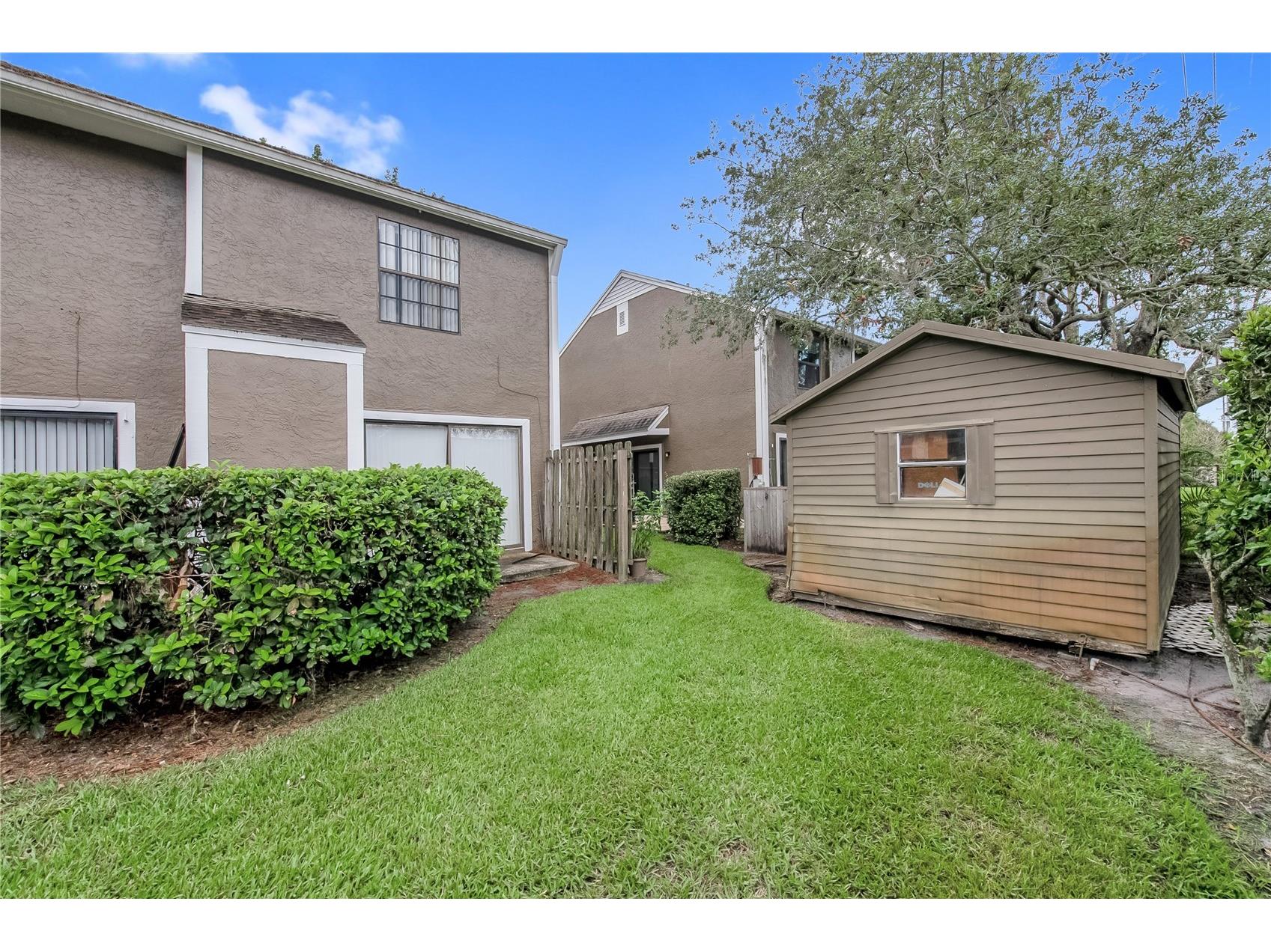 16547 Lake Brigadoon Circle Tampa FL 33618 TB8526604 image30