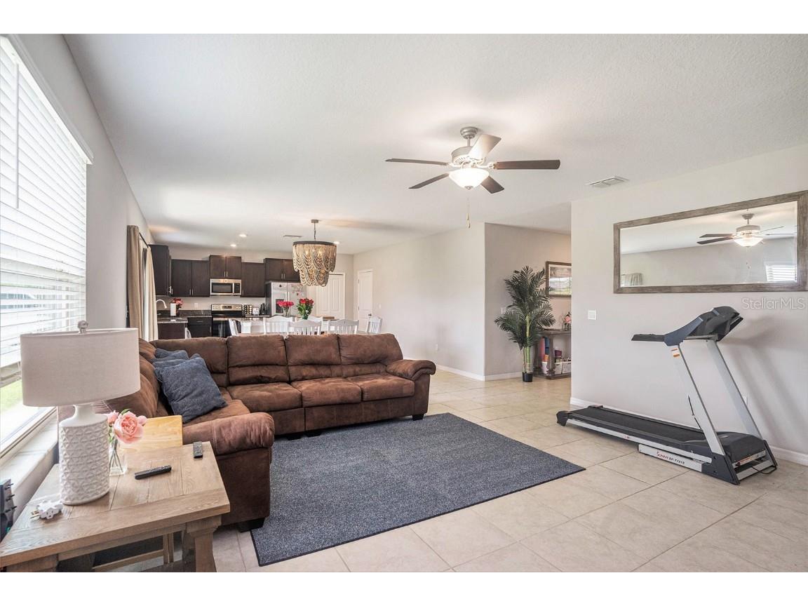 1655 Blue Rose Drive Ruskin FL 33570 TB8395432 image6